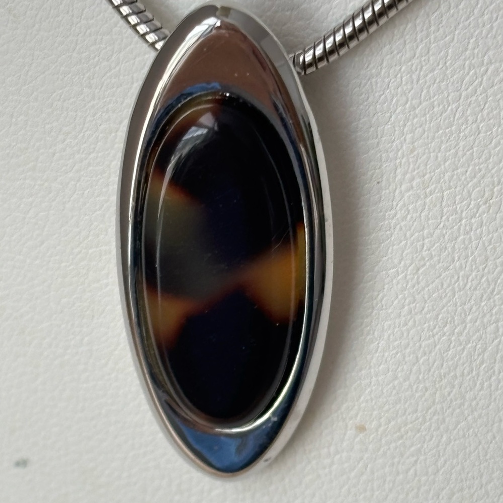 NW Oval Silver Tone Brown Cabochon Pendant Necklace